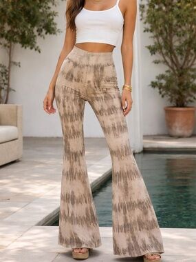 RARE “Chocolate” Free People Just Float On Flare Tie Dye Flare Jeans Size 29